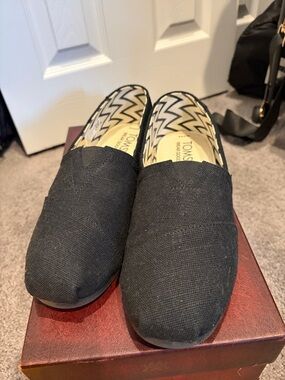 Toms Black Canvas Slip-On Loafers